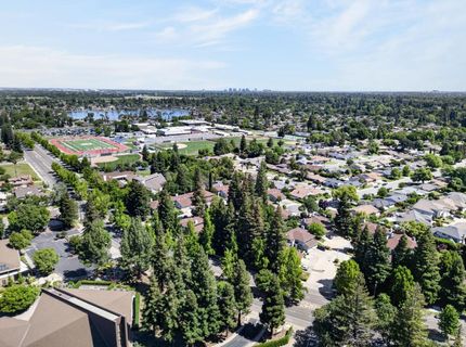30 Park Place Ct, Sacramento, CA 95831 Photo