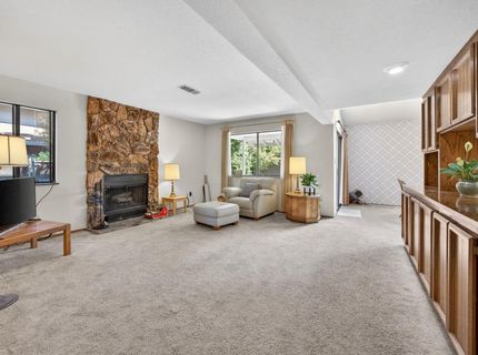 30 Park Place Ct, Sacramento, CA 95831 Photo