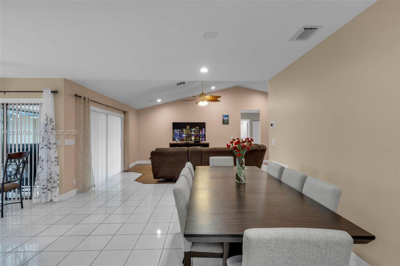 7817 Sunflower Dr , Margate, FL 33063 Photo