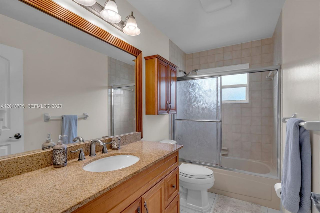 7817 Sunflower Dr , Margate, FL 33063 Photo