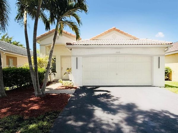 4449 Blossom Ln, Weston, FL 33331