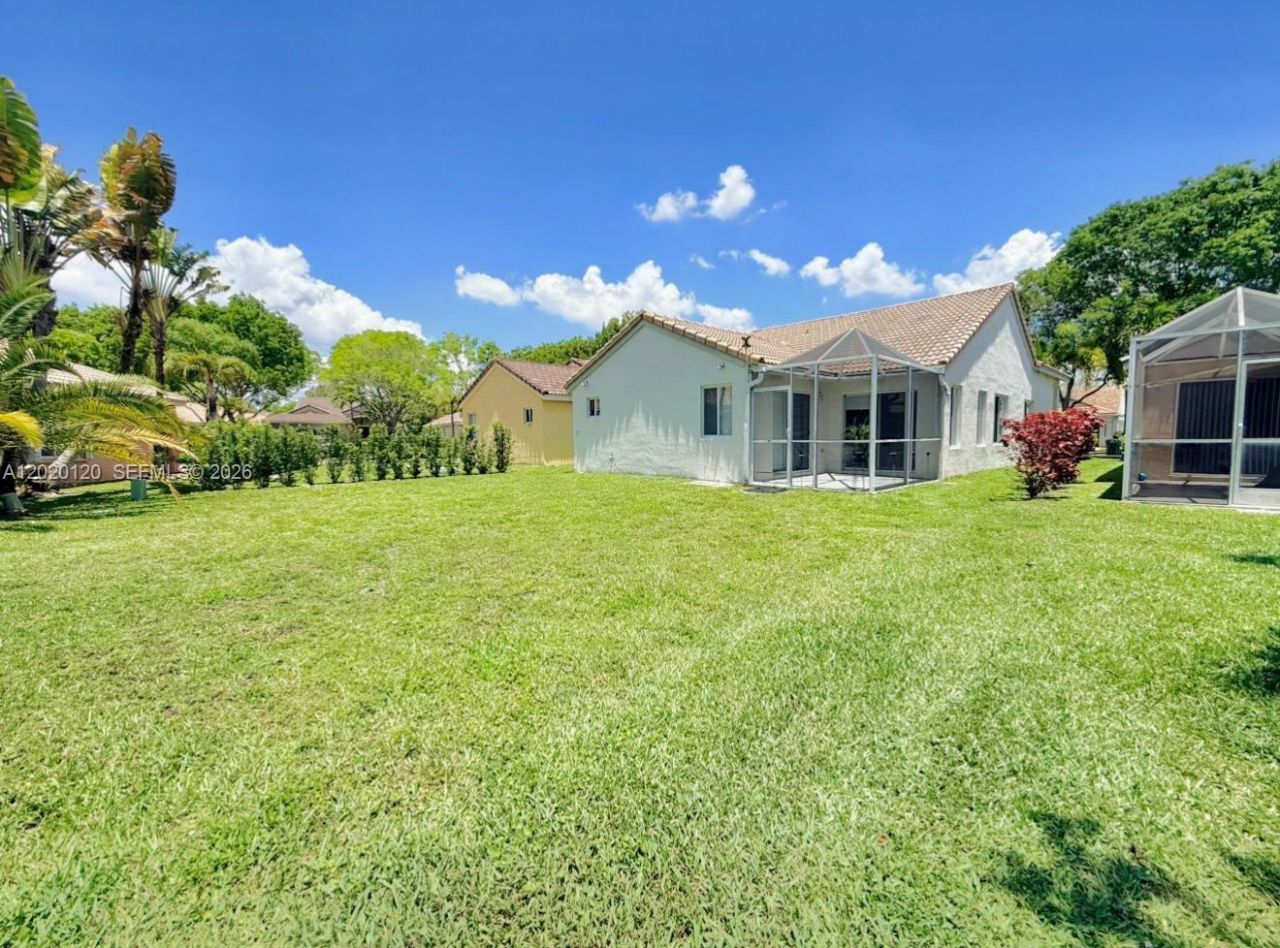 4449 Blossom Ln, Weston, FL 33331 Photo