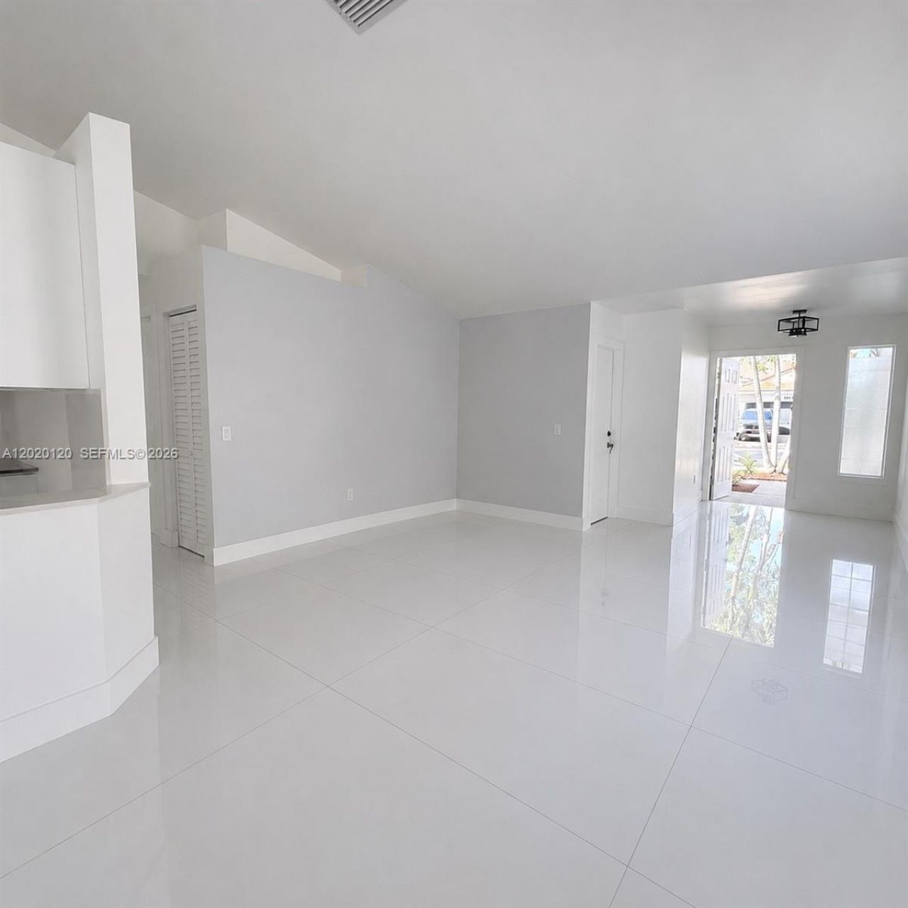 4449 Blossom Ln, Weston, FL 33331 Photo