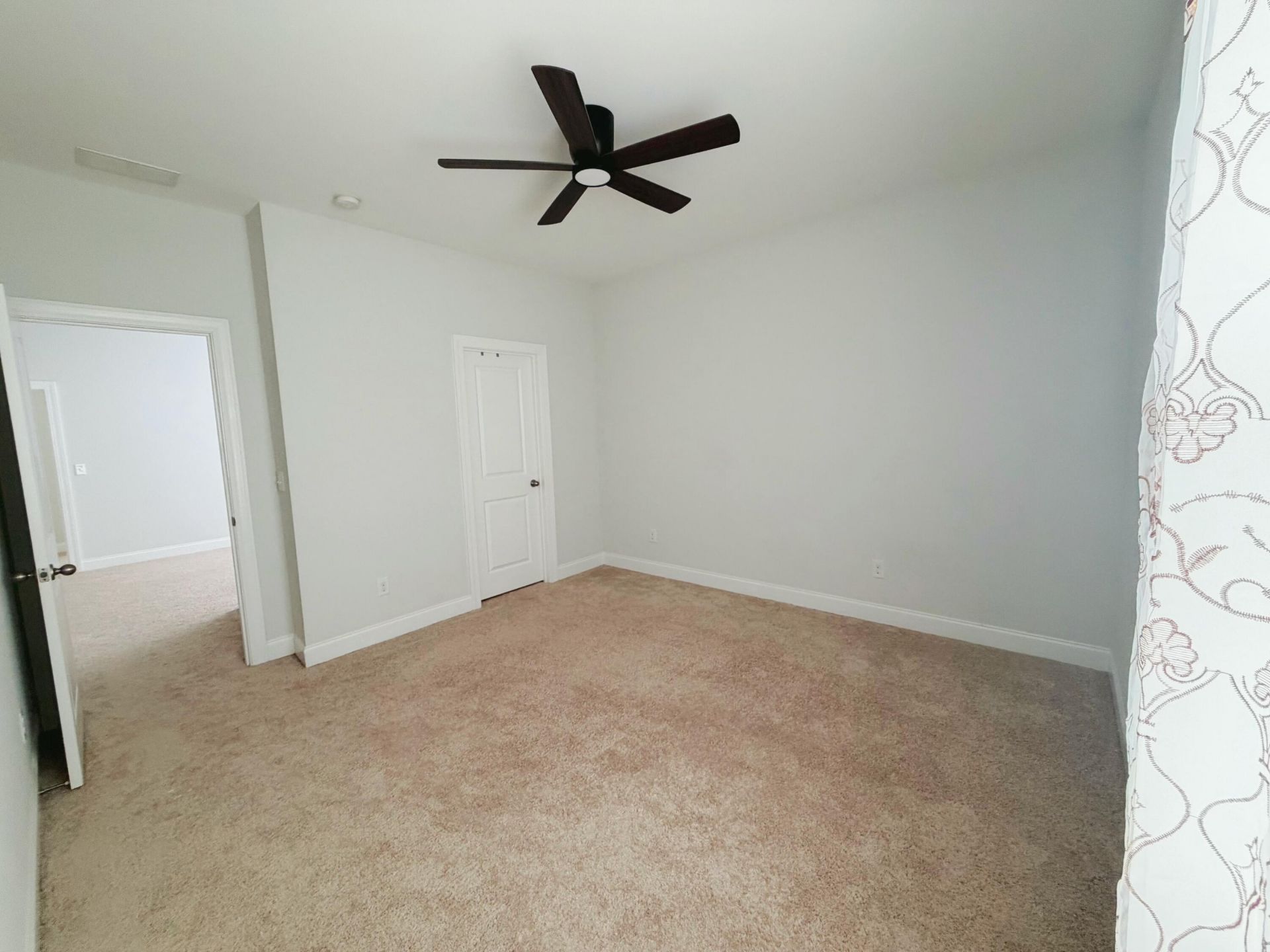 2304 Skyler Drive Photo 17