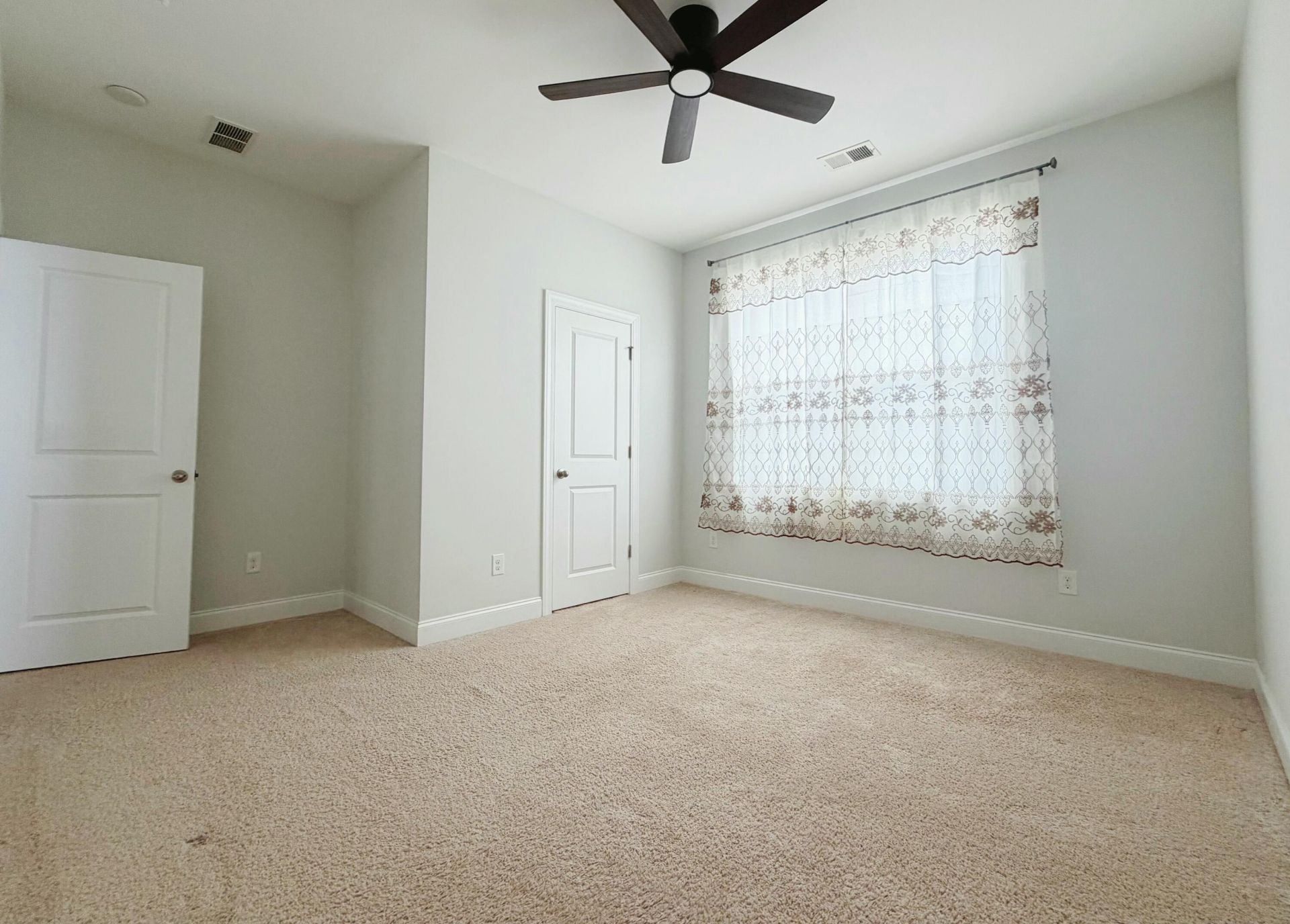2304 Skyler Drive Photo 18