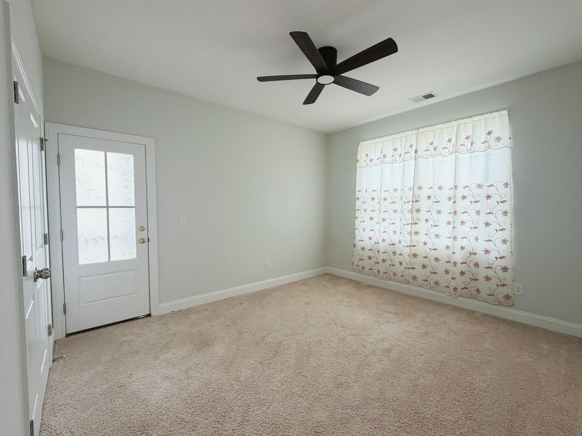 2304 Skyler Drive Photo 19