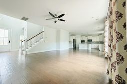 2304 Skyler Drive photo 4