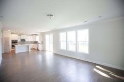 2304 Skyler Drive photo 4