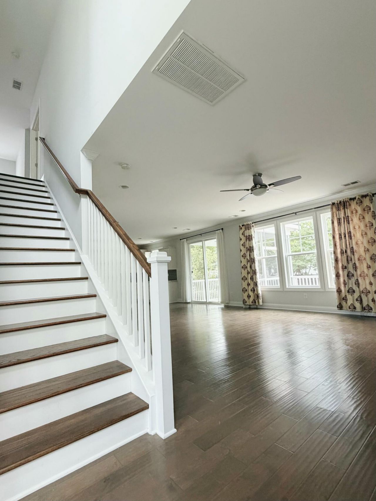 2304 Skyler Drive Photo 4