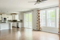 2304 Skyler Drive photo 4