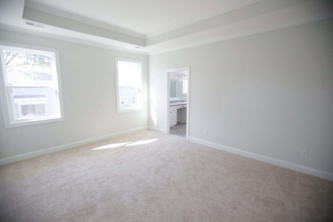 2304 Skyler Drive Photo 9
