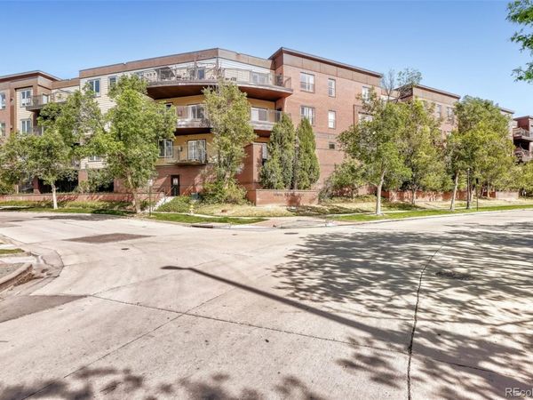 15475 Andrews Drive, Unit 220, Denver, CO 80239