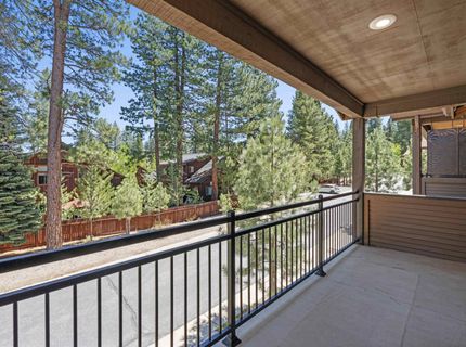 10183 Palisades Drive, Truckee, CA 96161 Photo