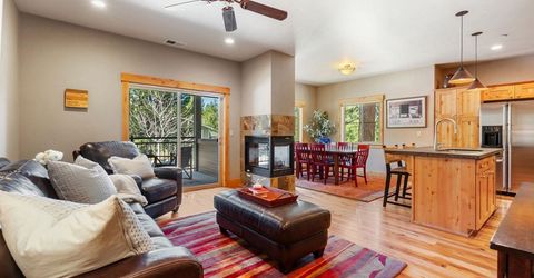 10183 Palisades Drive, Truckee, CA 96161 Photo