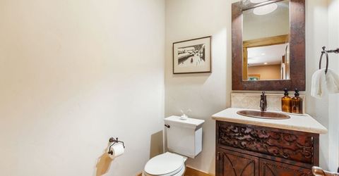 10183 Palisades Drive, Truckee, CA 96161 Photo