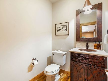 10183 Palisades Drive, Truckee, CA 96161 Photo
