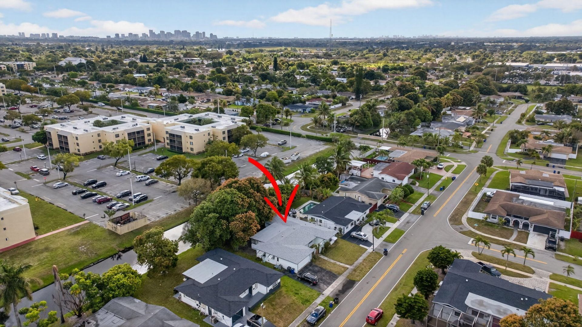 2540 NW 34th Terrace, Lauderdale Lakes, FL 33311 Photo