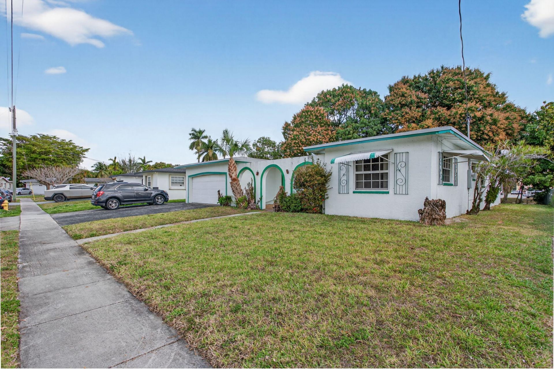 2540 NW 34th Terrace, Lauderdale Lakes, FL 33311 Photo