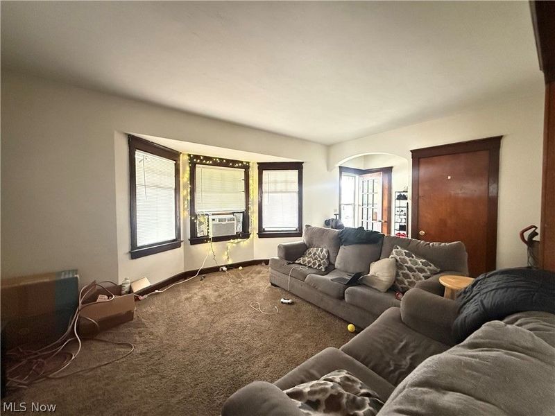 10014 Almira Avenue, Cleveland, OH 44111 Photo 15