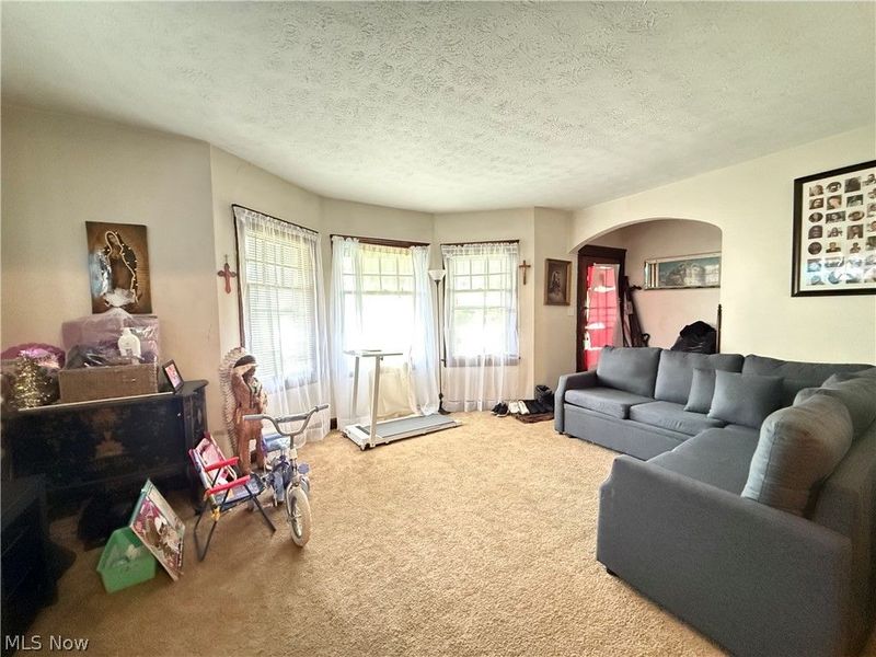 10014 Almira Avenue, Cleveland, OH 44111 Photo 9