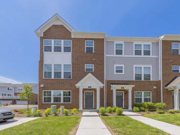920 Jenkins Court , Unit 4E, Wheeling, IL 60090