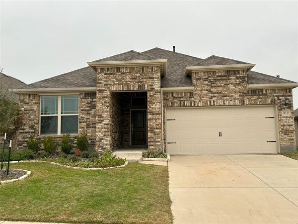 912 Monarch Lane, Celina, TX 75009