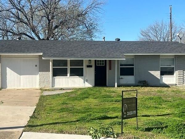 3221 Ridgeview Circle, Irving, TX 75062