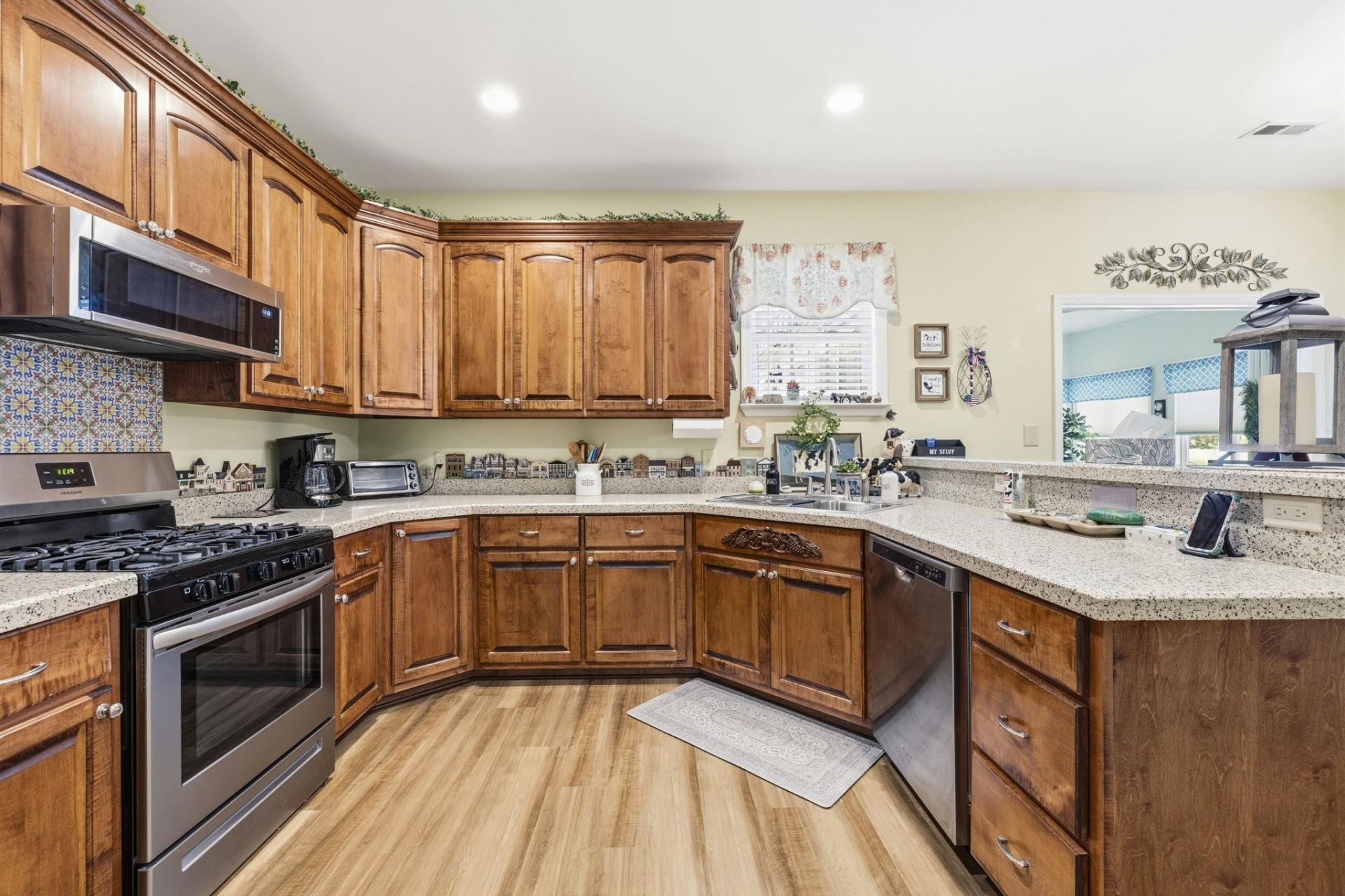 219 5th Ave. Photo 13