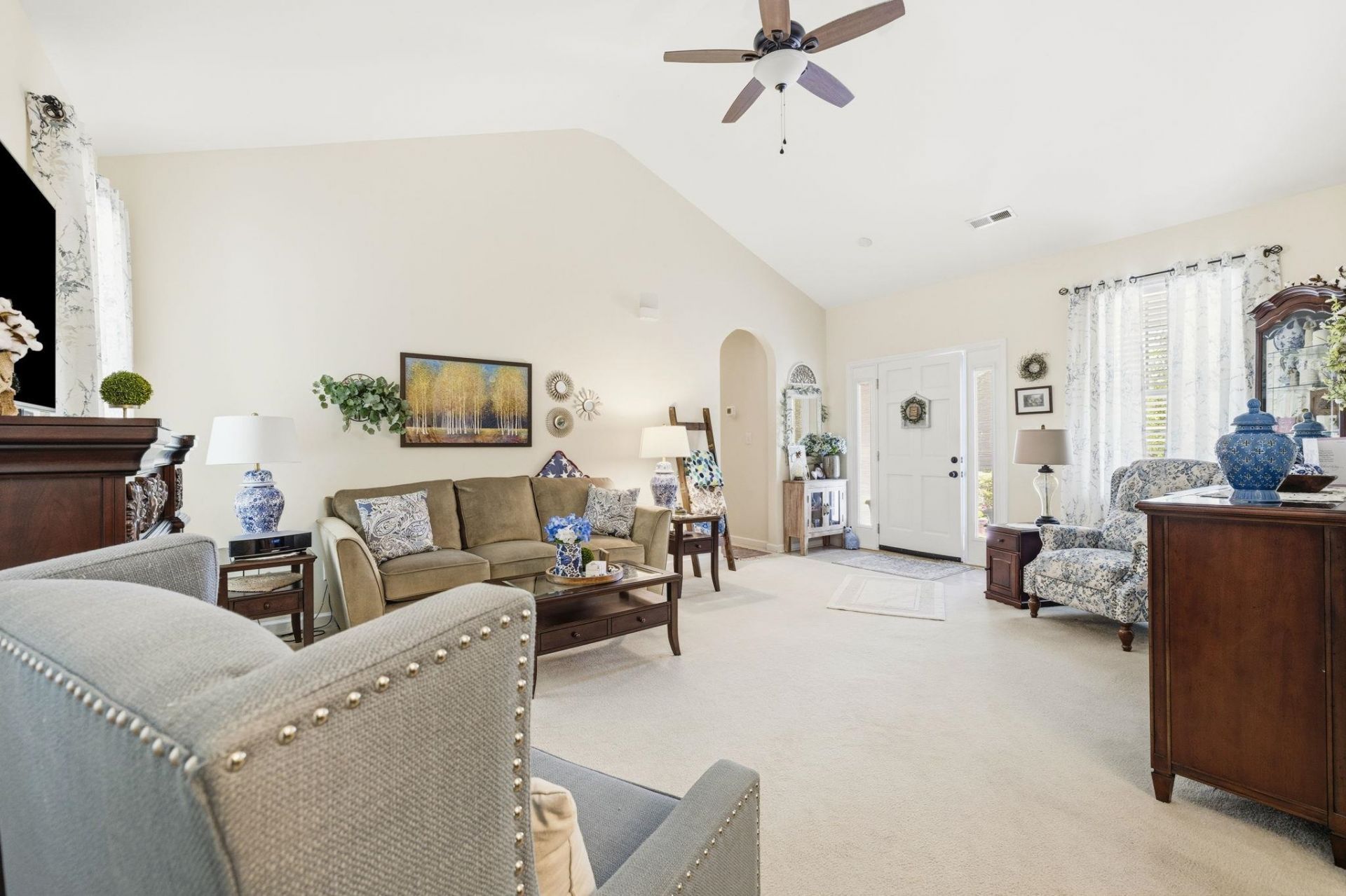 219 5th Ave. Photo 6