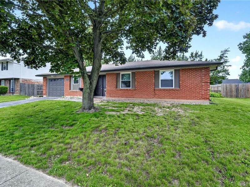5237 Beechview Drive, Huber Heights, OH 45424 Photo 4