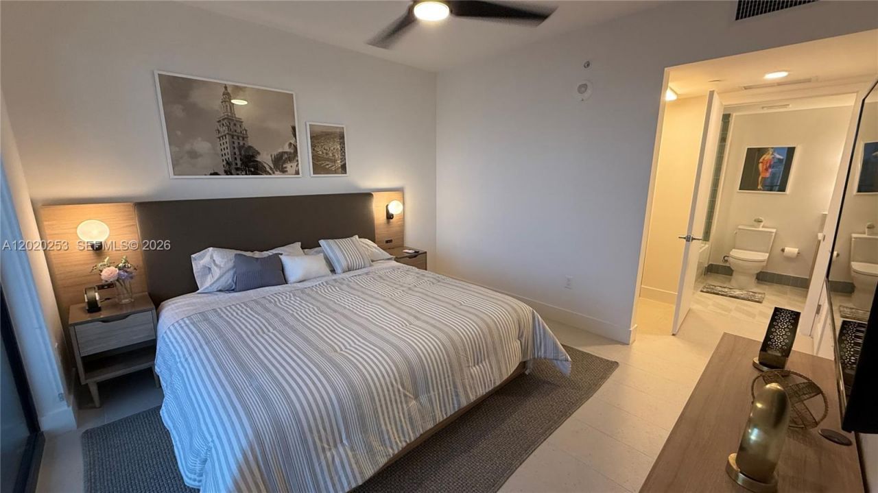 601 NE 1st Ave , Unit 3807, Miami, FL 33132 Photo