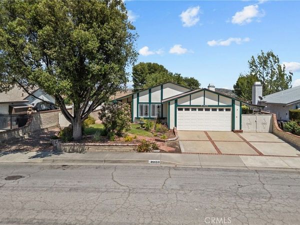 31430 Arrow Point, Castaic, CA 91384