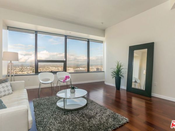 1100 Wilshire Boulevard, Unit 3504, Los Angeles, CA 90017