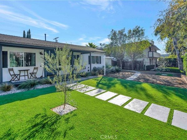 6514 Coldwater Canyon, Valley Glen, CA 91606