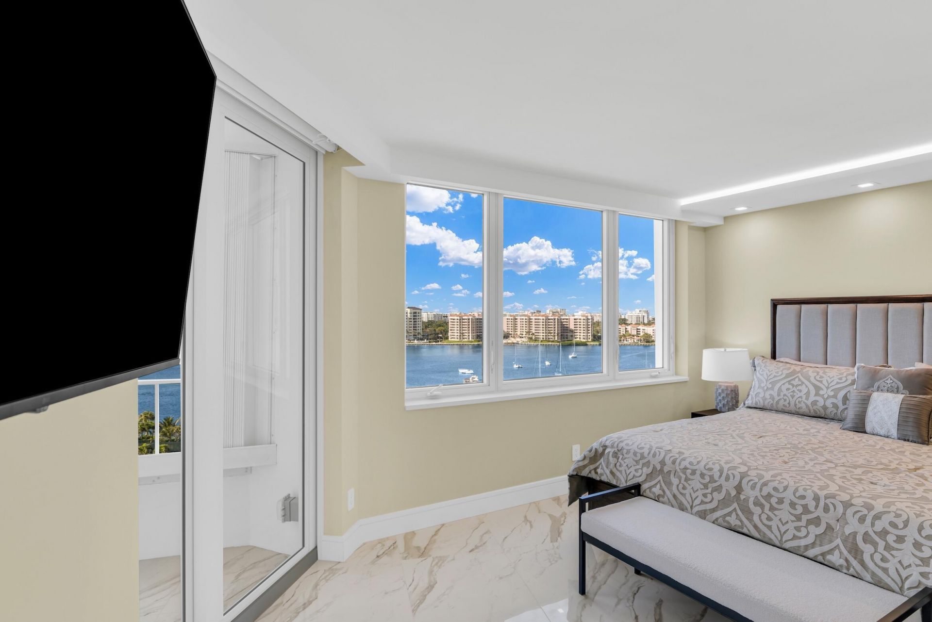 550 S Ocean Boulevard, Unit 1009, Boca Raton, FL 33432 Photo