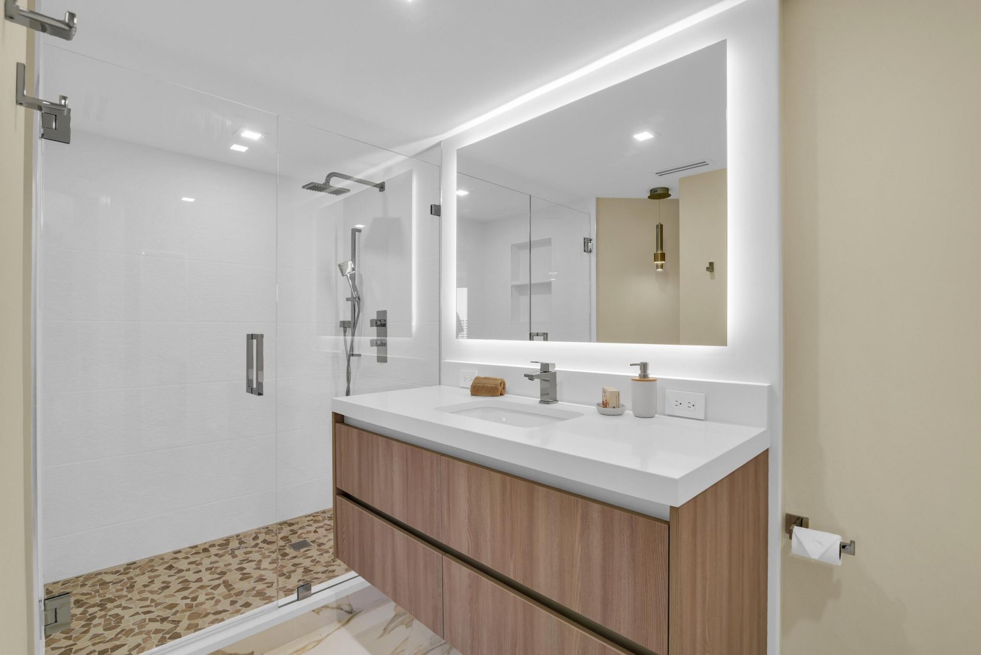 550 S Ocean Boulevard, Unit 1009, Boca Raton, FL 33432 Photo