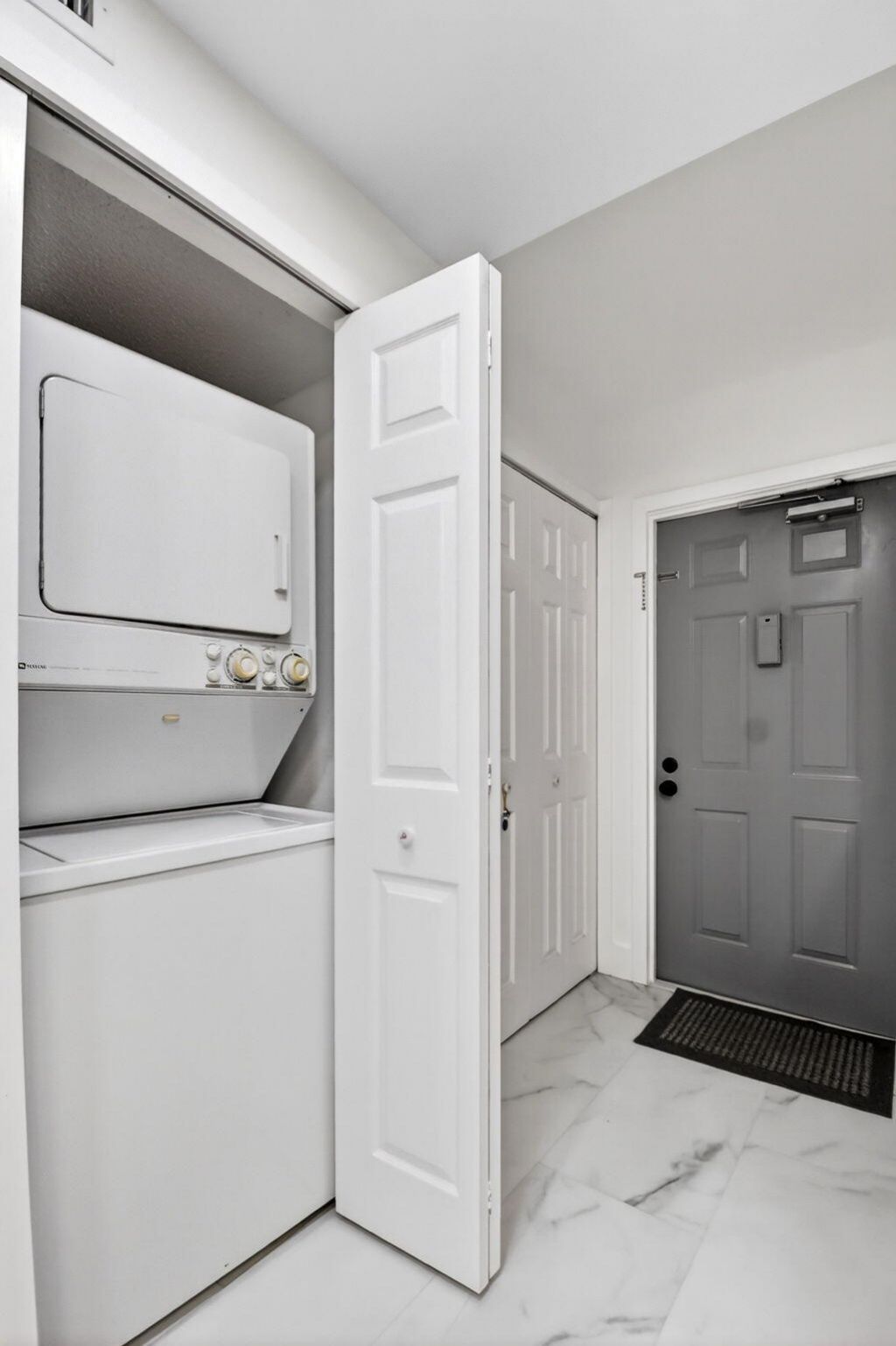 2975 SW 22nd Avenue, Unit 2010, Delray Beach, FL 33445 Photo