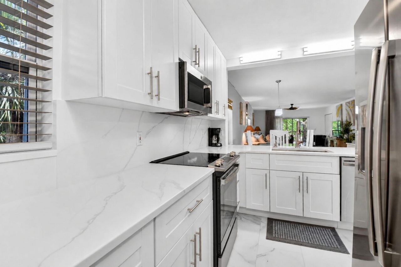 2975 SW 22nd Avenue, Unit 2010, Delray Beach, FL 33445 Photo