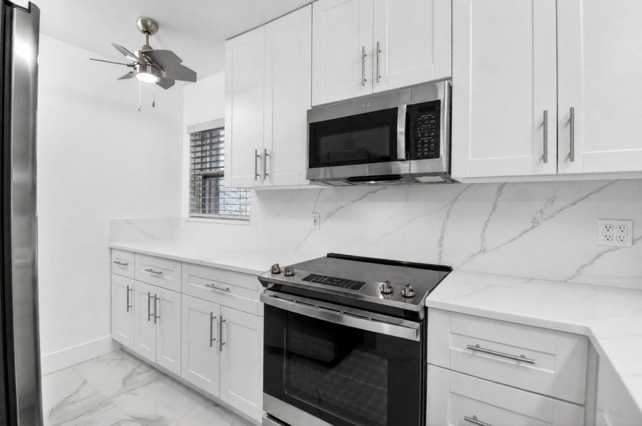 2975 SW 22nd Avenue, Unit 2010, Delray Beach, FL 33445 Photo