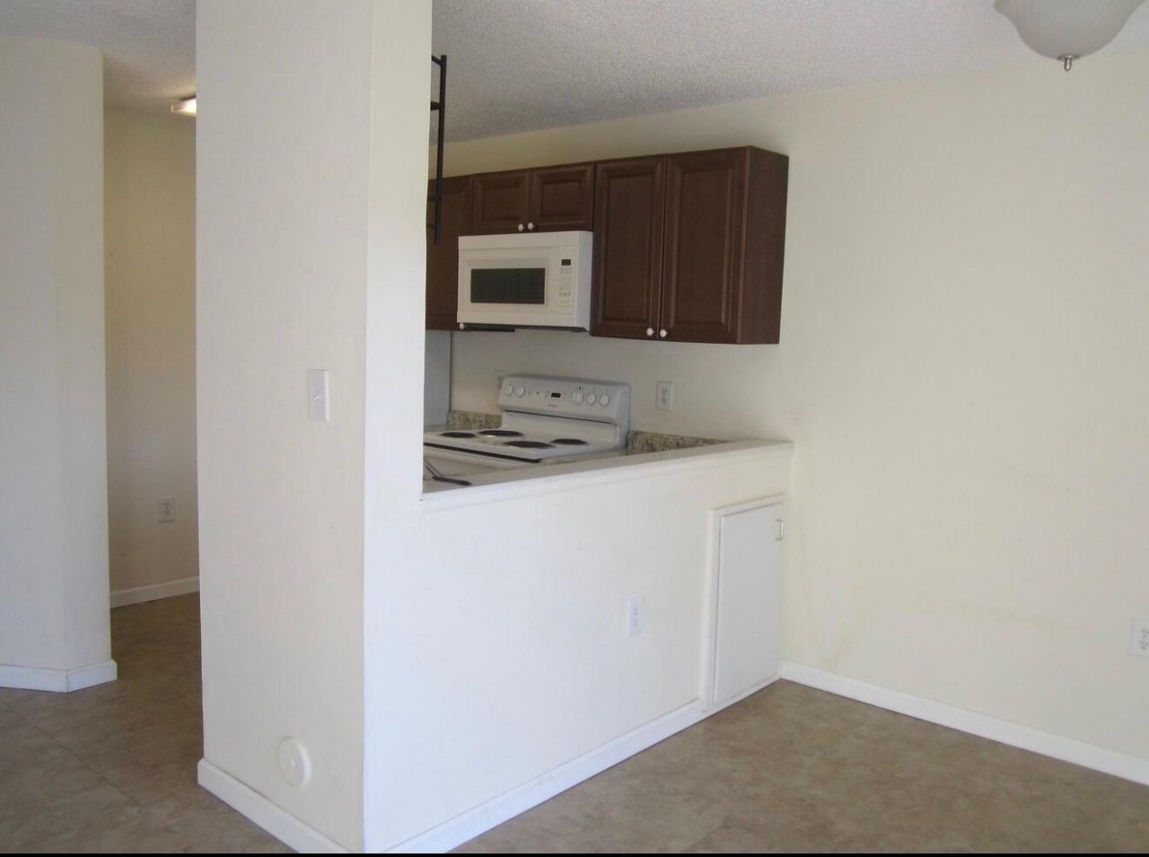 7103 Glenmoor Drive, West Palm Beach, FL 33409 Photo