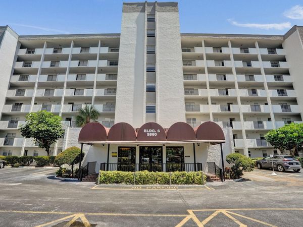 5860 NW 44th Street, Unit 314, Lauderhill, FL 33319
