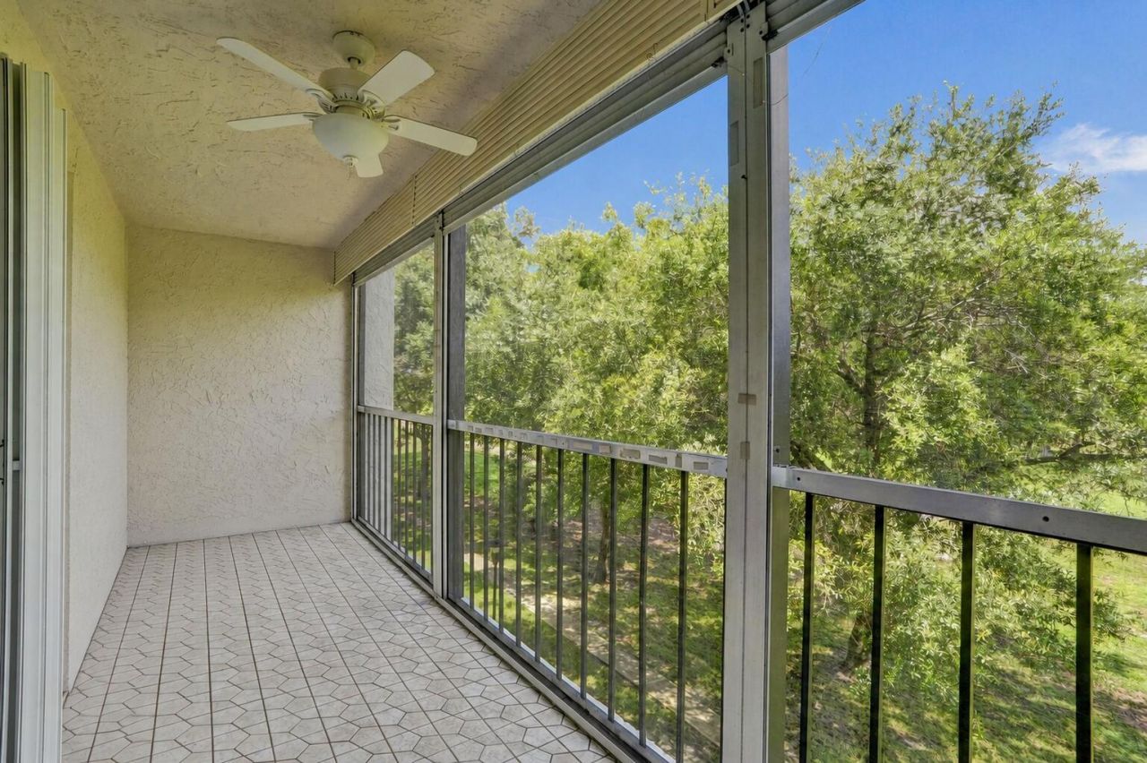 5860 NW 44th Street, Unit 314, Lauderhill, FL 33319 Photo