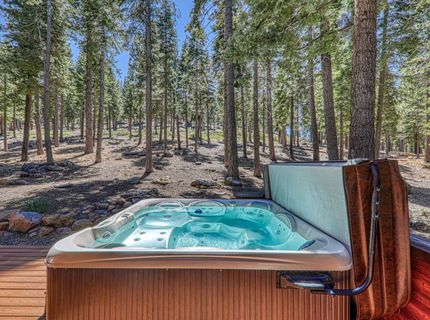 1402 Oxen Run Road, Truckee, CA 96161 Photo