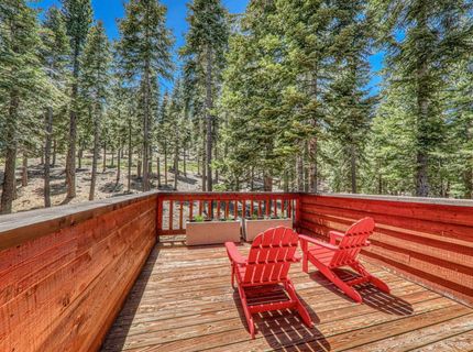 1402 Oxen Run Road, Truckee, CA 96161 Photo
