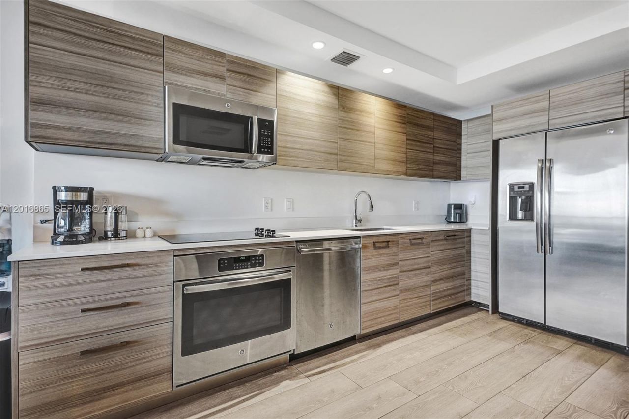 121 NE 34th St, Unit 1406A, Miami, FL 33137 Photo