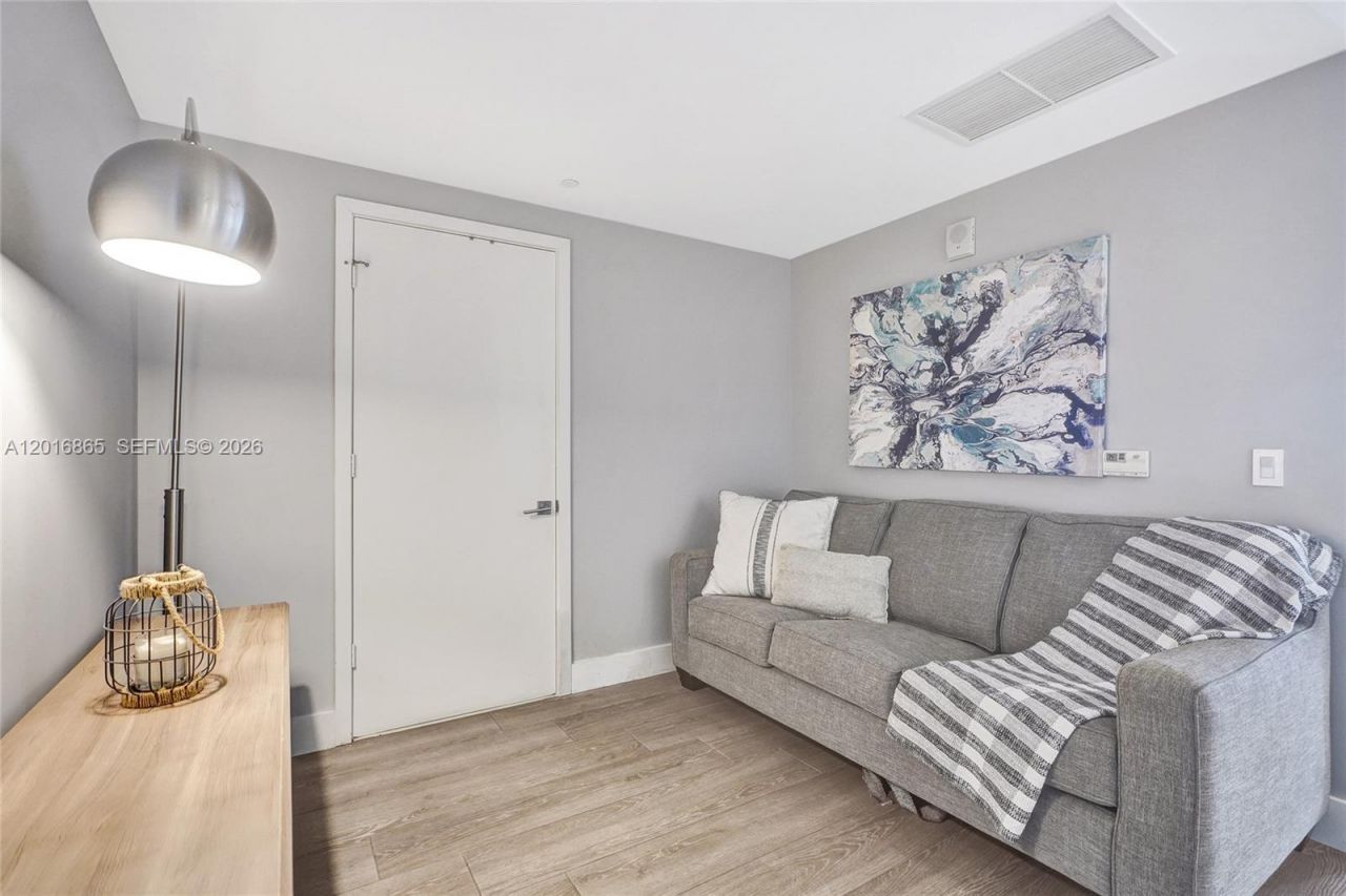 121 NE 34th St, Unit 1406A, Miami, FL 33137 Photo