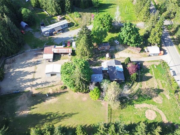 1341 Pratt Rd, Hilliers, BC V9K 1W7