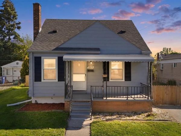 1059 Farnham Avenue, Lincoln Park, MI 48146