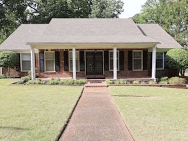 5710 WOODBRIAR CV, Memphis, TN 38120