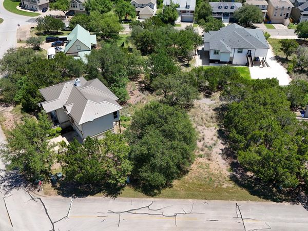 18510 Lakehead CIR, Lago Vista, TX 78645